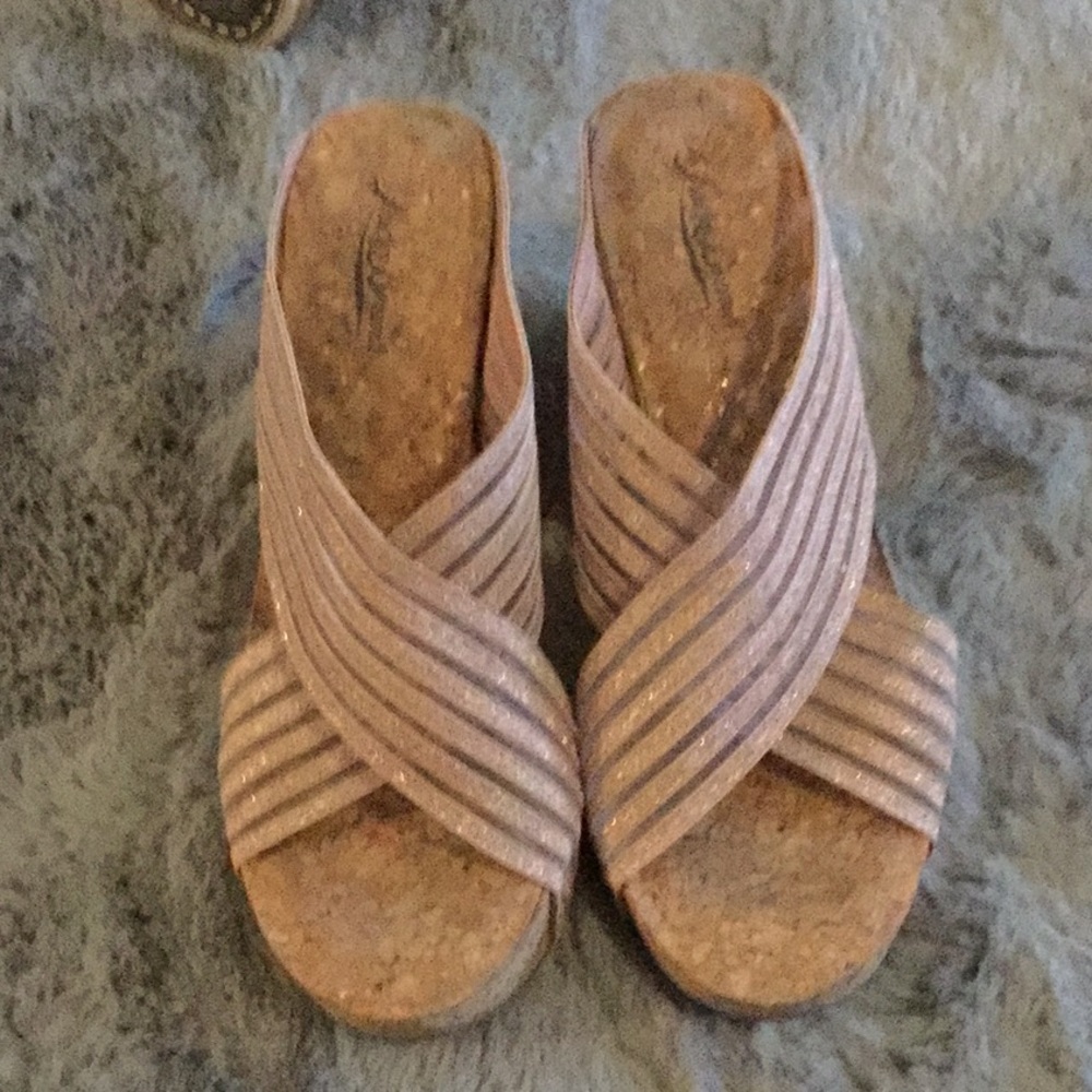 Tan metallic platform lucky brand sandals